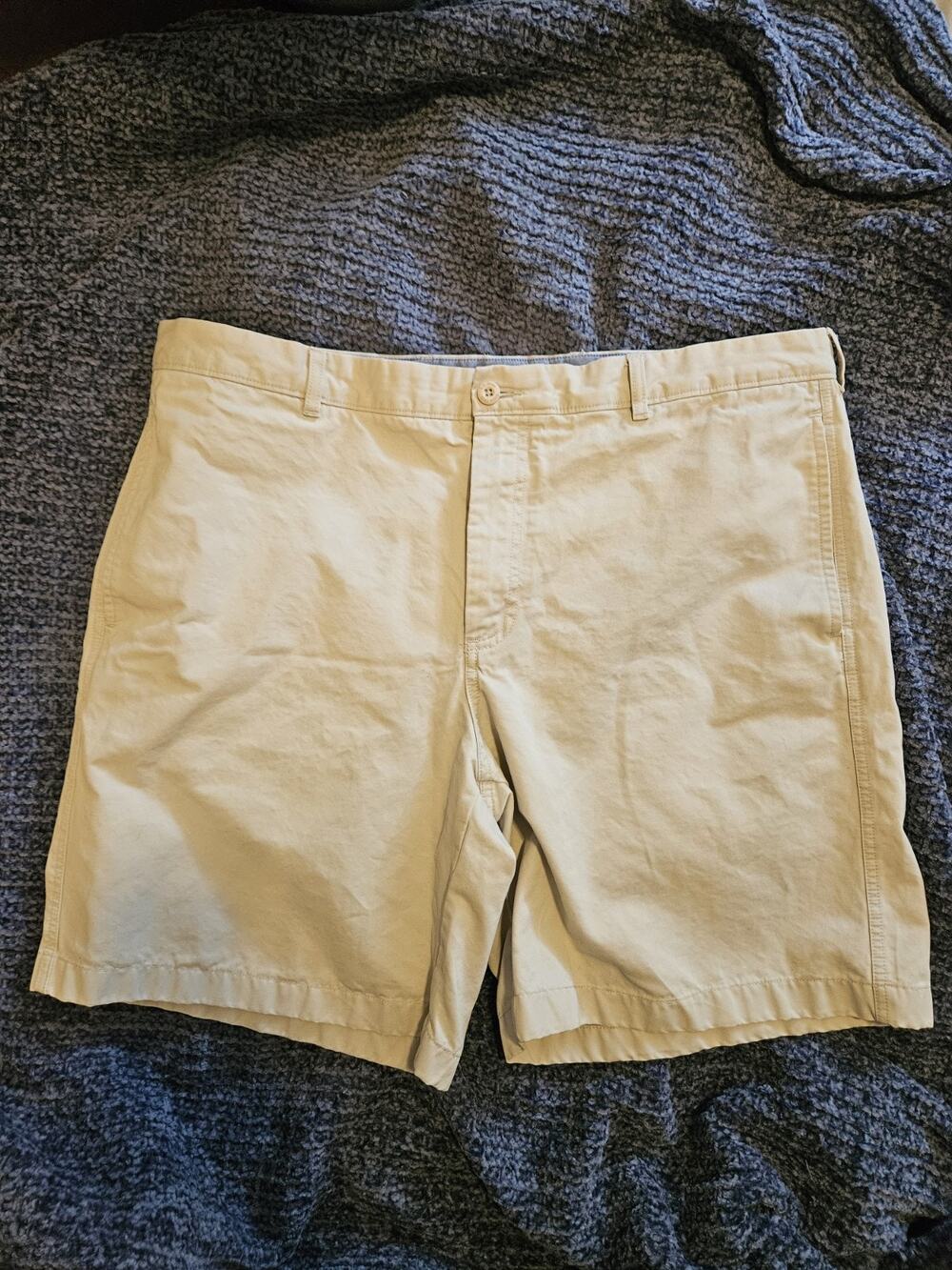 LL Bean Shorts Mens Sz 40 Khaki Tan Beige Classic Chino Flat Front Summer Casual